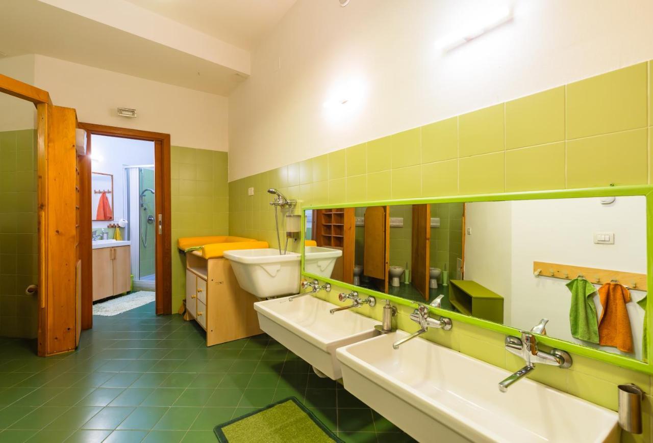 Kamyhouse Una Tranquilla Struttura Nel Verde Villa Naples Exterior photo